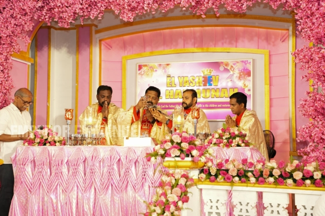 पहिला परिशुद्ध ख्रिस्तशरीर संस्कार - मे, २०२५