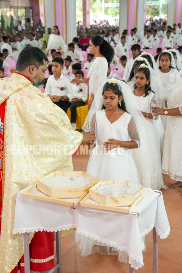 पहिला परिशुद्ध ख्रिस्तशरीर संस्कार - मे, २०२५