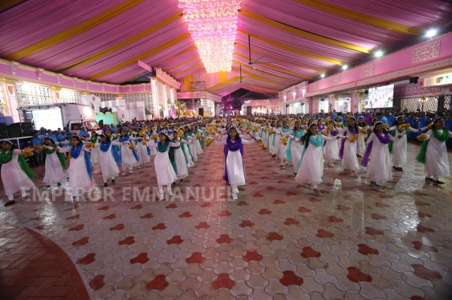 இஸ்ராயேலில் 12 குலங்களின் ஊர்வலம் - Jan 29th ,2025
